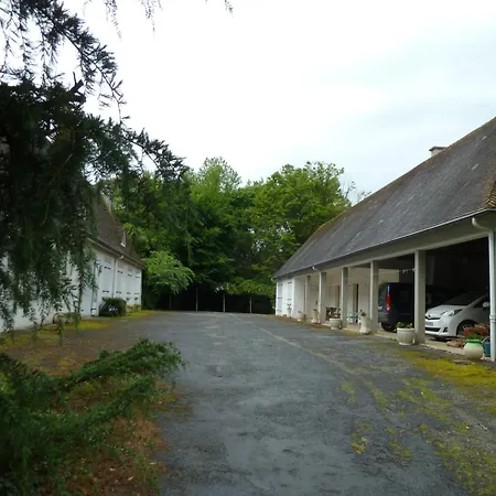 Le Pre De Bonhomme 住宿加早餐酒店